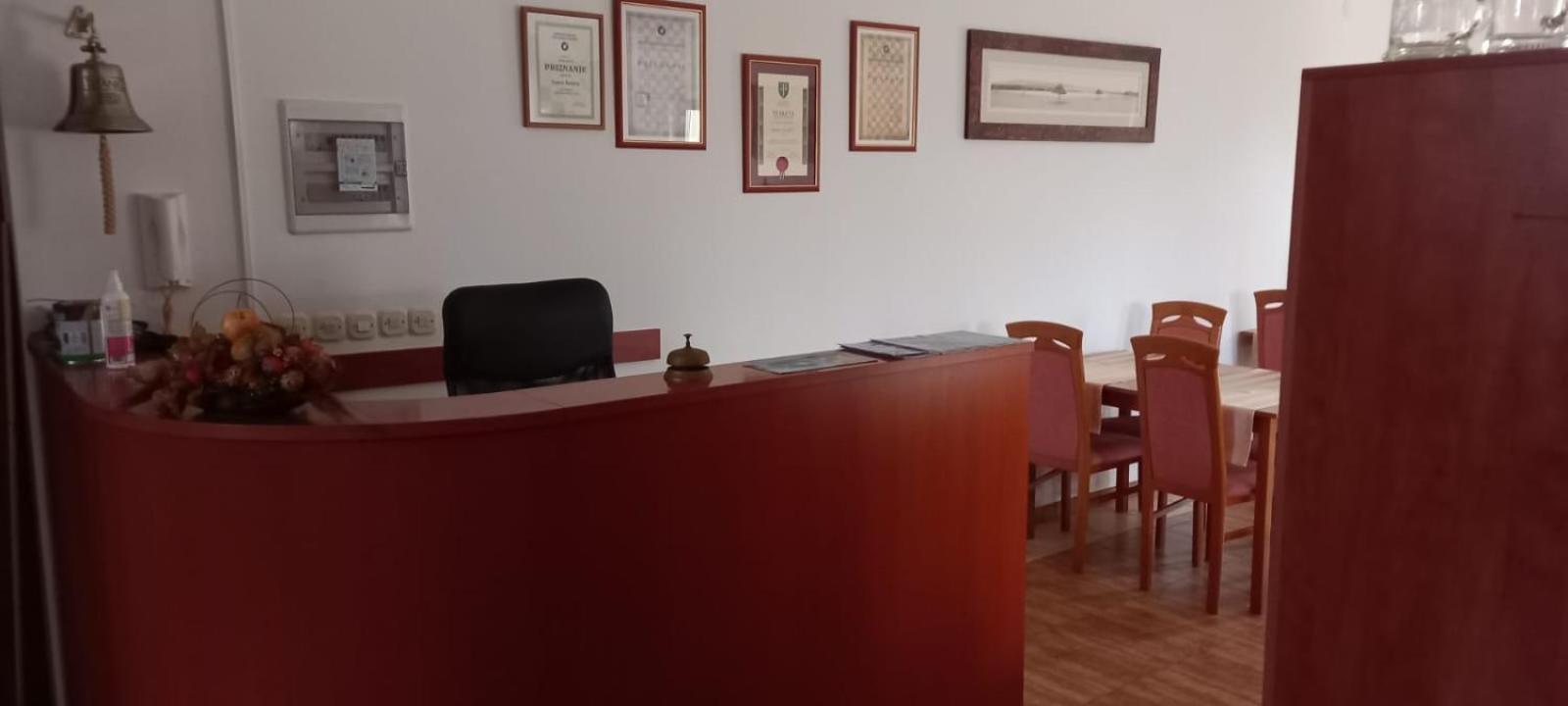 Bed & Breakfast Jugo Novaglia Esterno foto